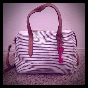 Fossil Sydney White w/ Black Satchel